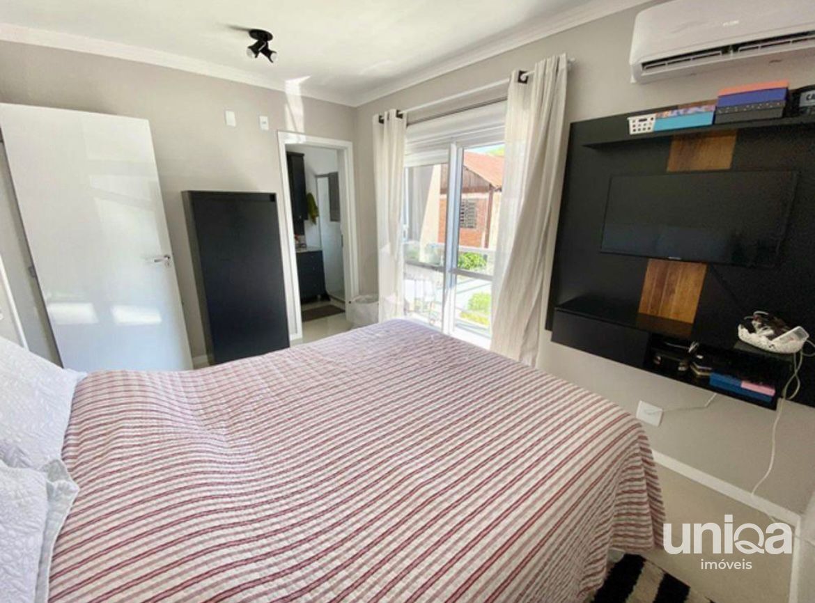 Casa de 2 dormitórios em condomínio fechado