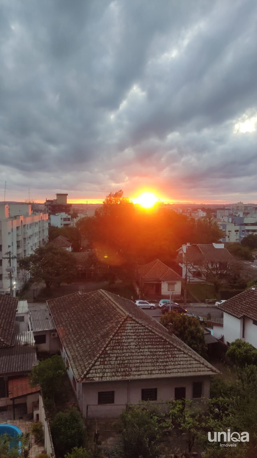 Apartamento de 02 dormitório Mobiliado no ed Torre de Vicenza em Santa Maria