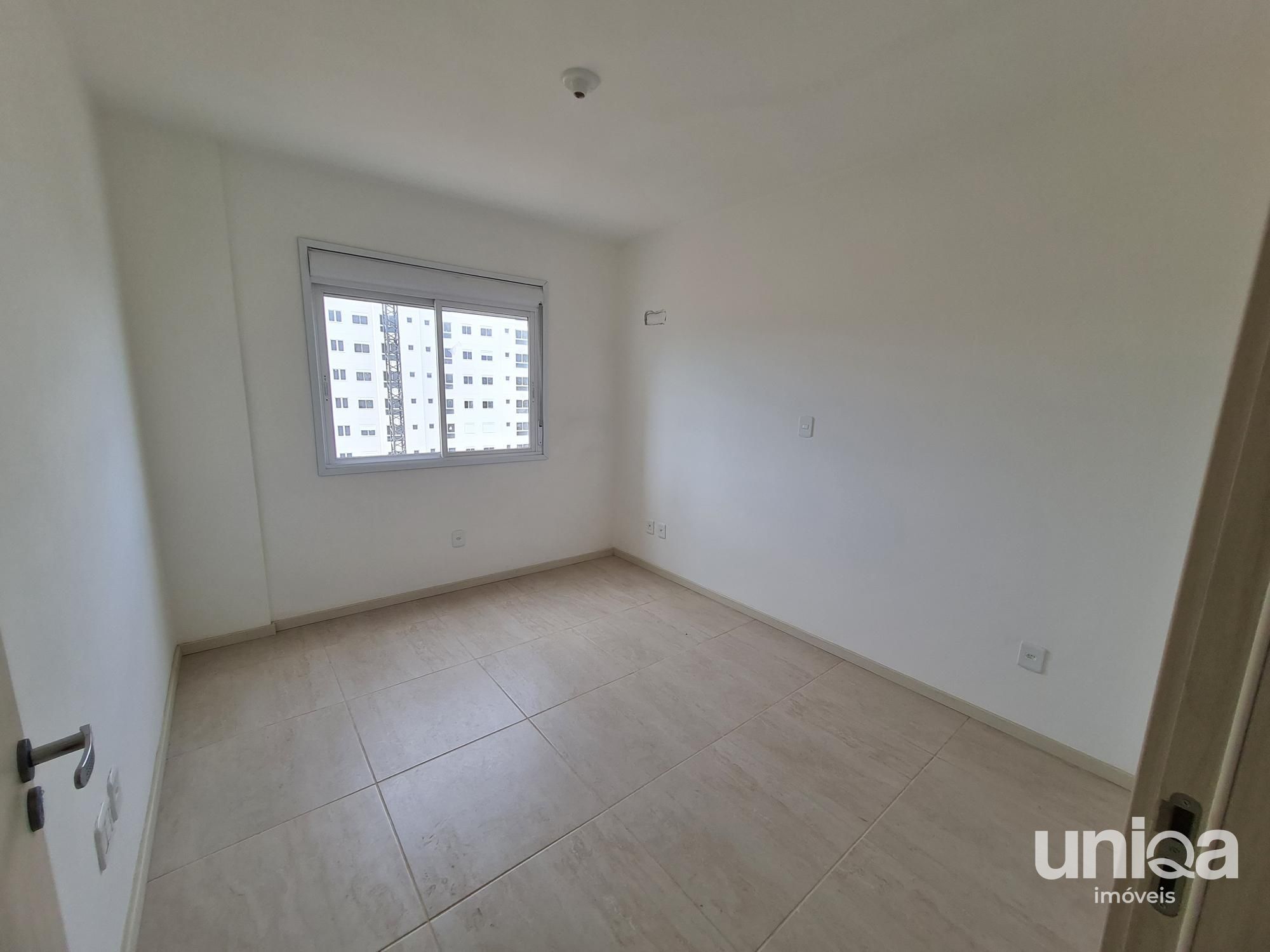 Apartamento novo de 01 dormitório com vaga de garagem para comprar no bairro Cam