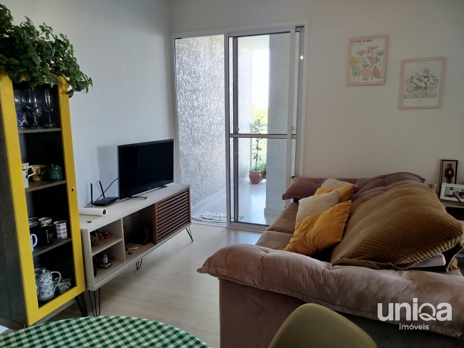 Apartamento 2 dormitórios para venda em Camobi próximo a UFSM
