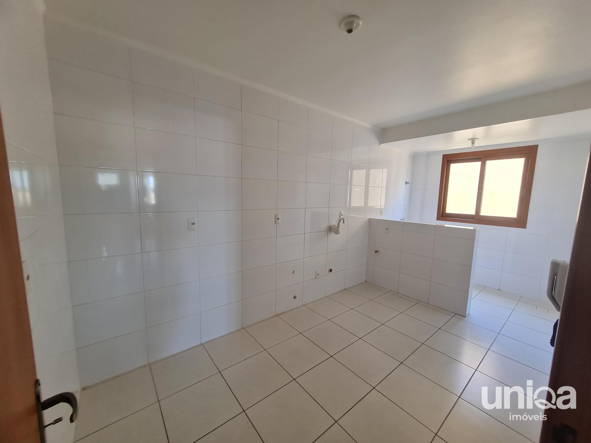 Apartamento 02 dormitórios Suíte Sacada e Churrasqueira no ed Monte Castello em