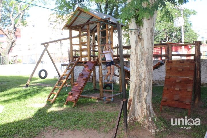 Apartamento 2 dormitórios garagem fechada - ed Imembui