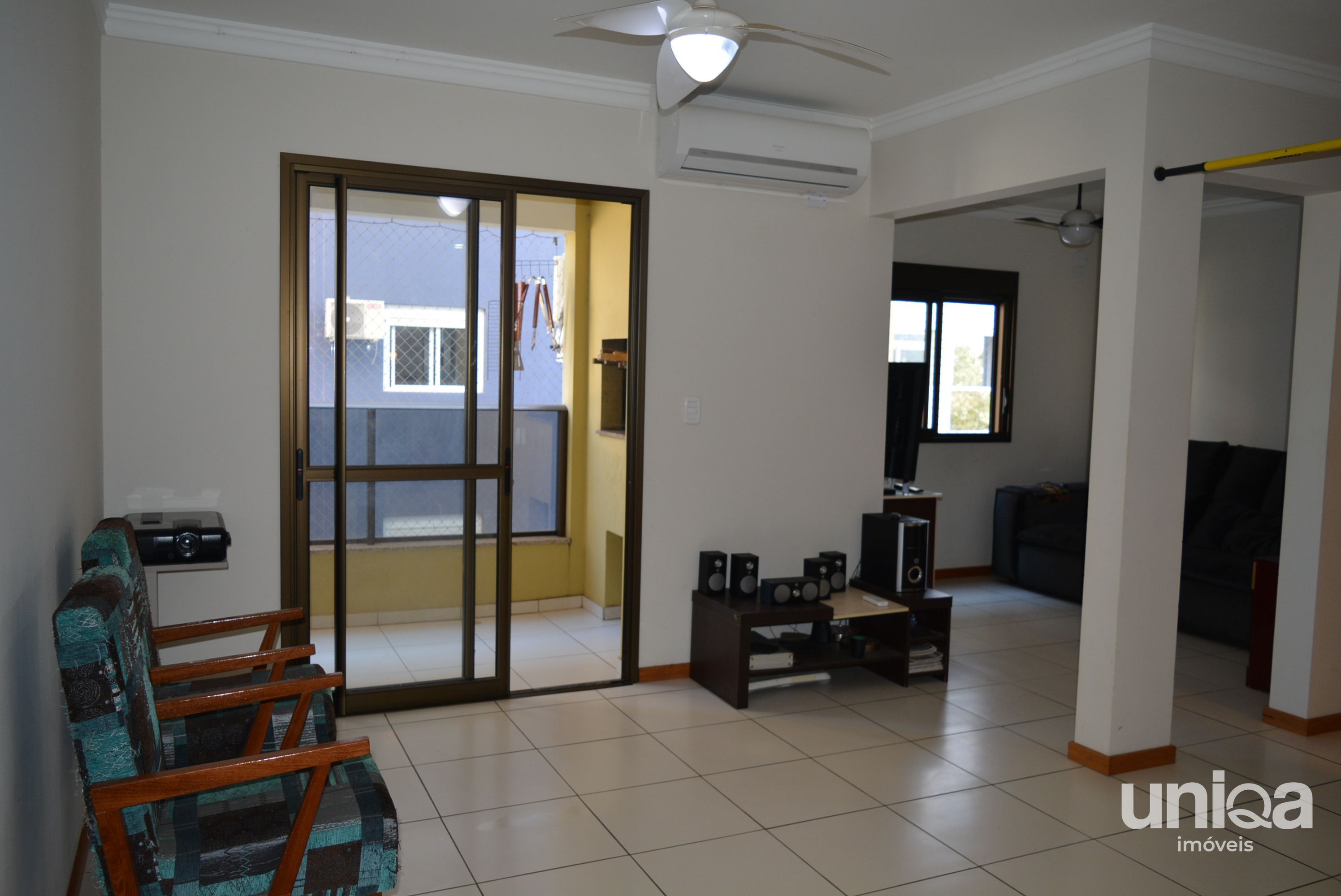 Apto 3 Dorm Elev, Sacada Churrasq, Semi mobiliado Garagem - Ed. Porto