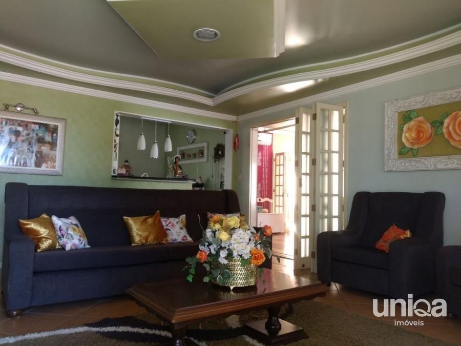 Bairro São José próximo a UFSM. Linda casa 5 dormitórios Garagem Piscina