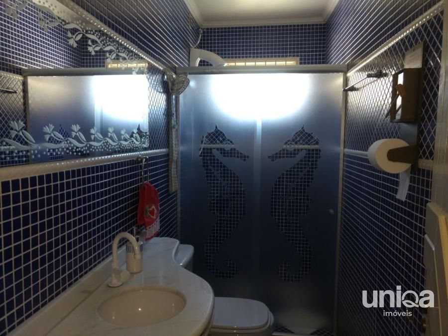 Bairro São José próximo a UFSM. Linda casa 5 dormitórios Garagem Piscina