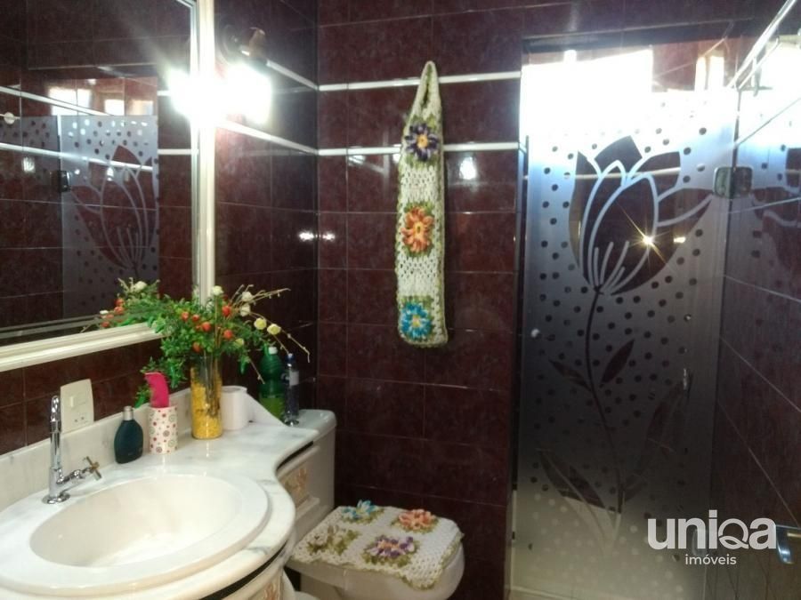 Bairro São José próximo a UFSM. Linda casa 5 dormitórios Garagem Piscina