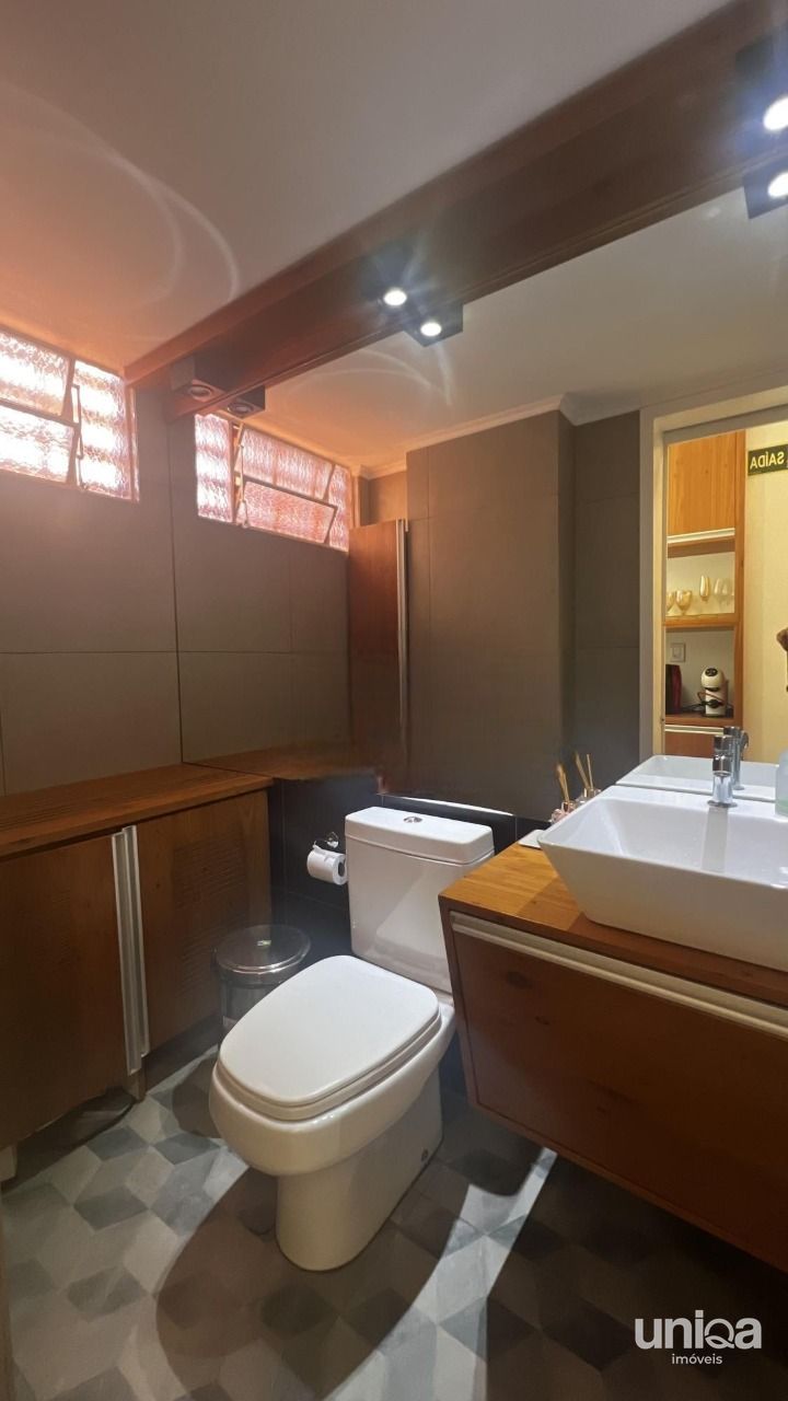 Sala comercial ao lado do calçadão - edifício rio da prata