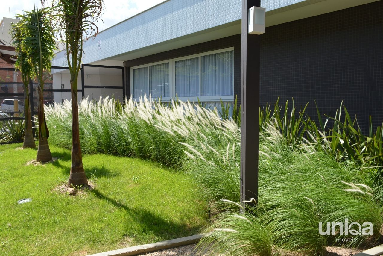 Apto 3 suítes 2 garagens Prédio cm Piscina Salão Festas Sauna Academia - ed Vist