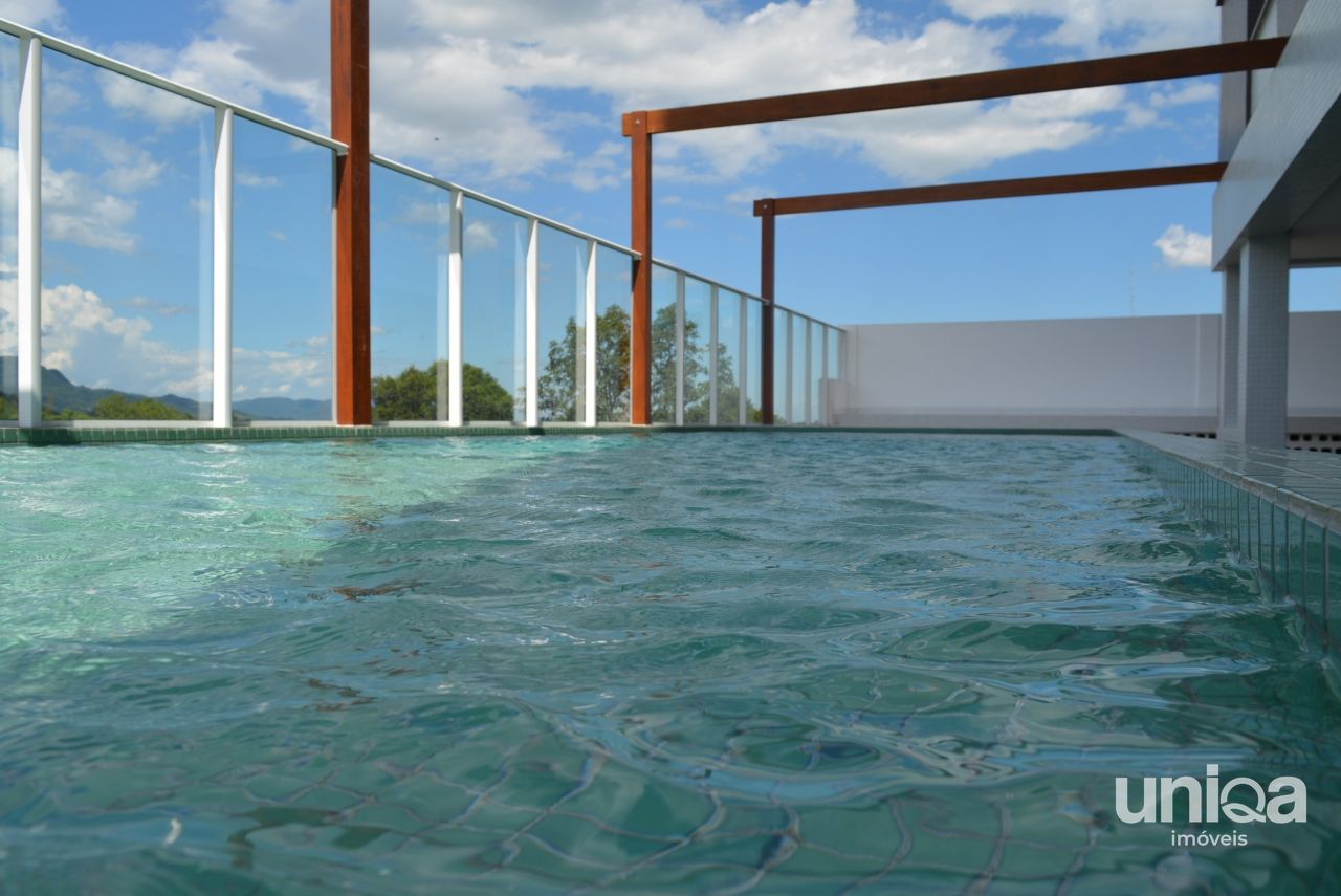 Apto 3 suítes 2 garagens Prédio cm Piscina Salão Festas Sauna Academia - ed Vist