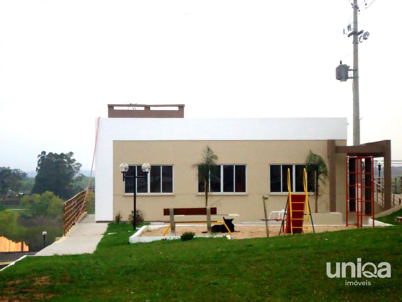 Apto 02 dormitórios semi-mobiliado para venda em Santa Maria Residencial Aruba