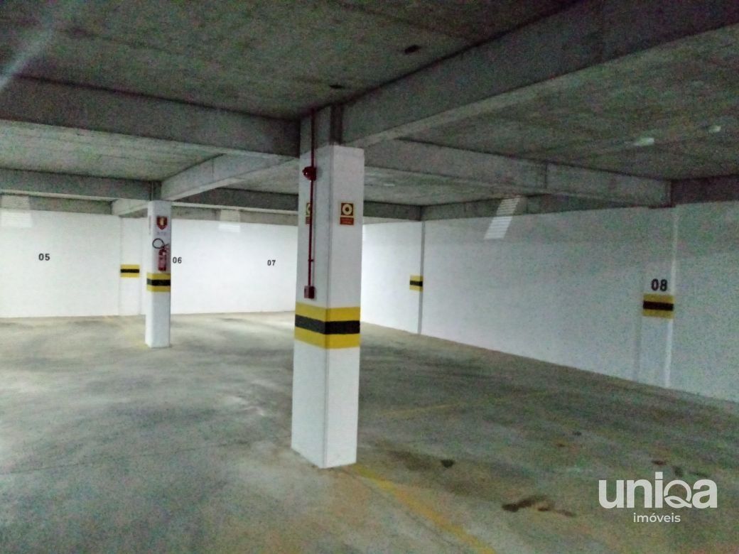Apto novo alto padrão 03 suítes 02 vagas de garagem lado a lado no ed Tom Jobim