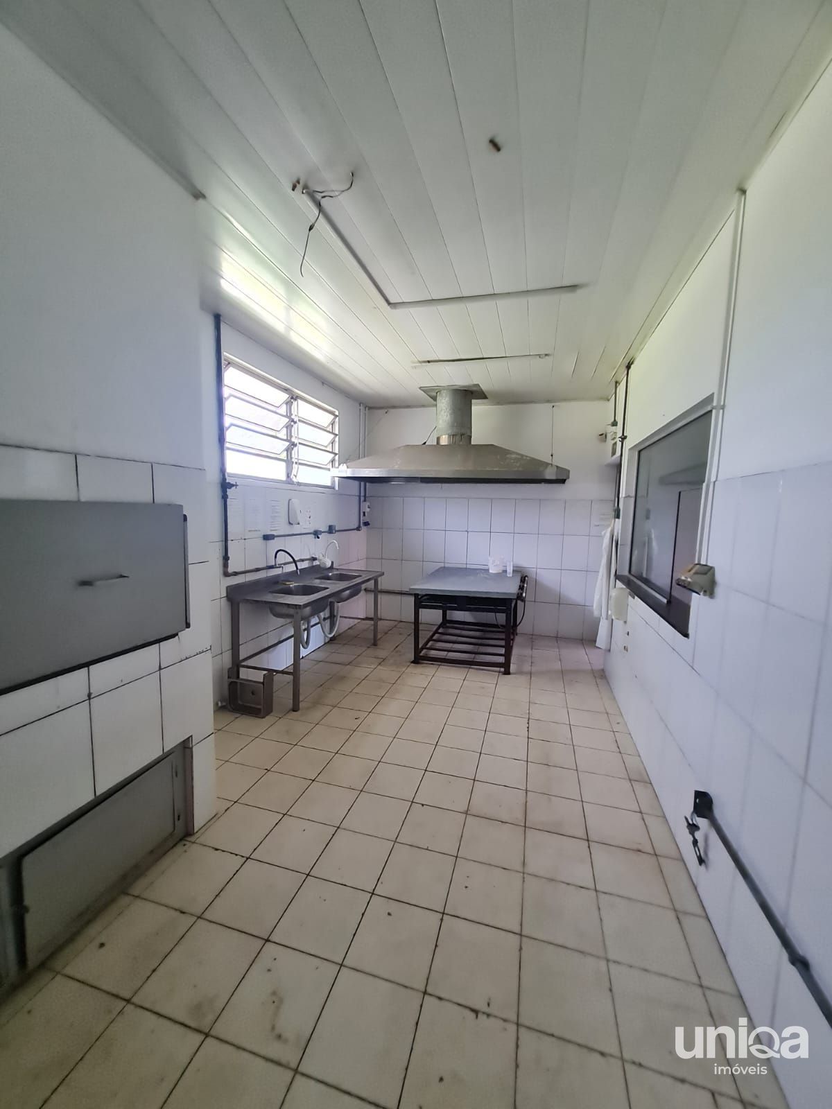 Alugo Pavilhões industriais 6.000m2 Escritório Refeitório em camobi - área 2,5ha - foto 26