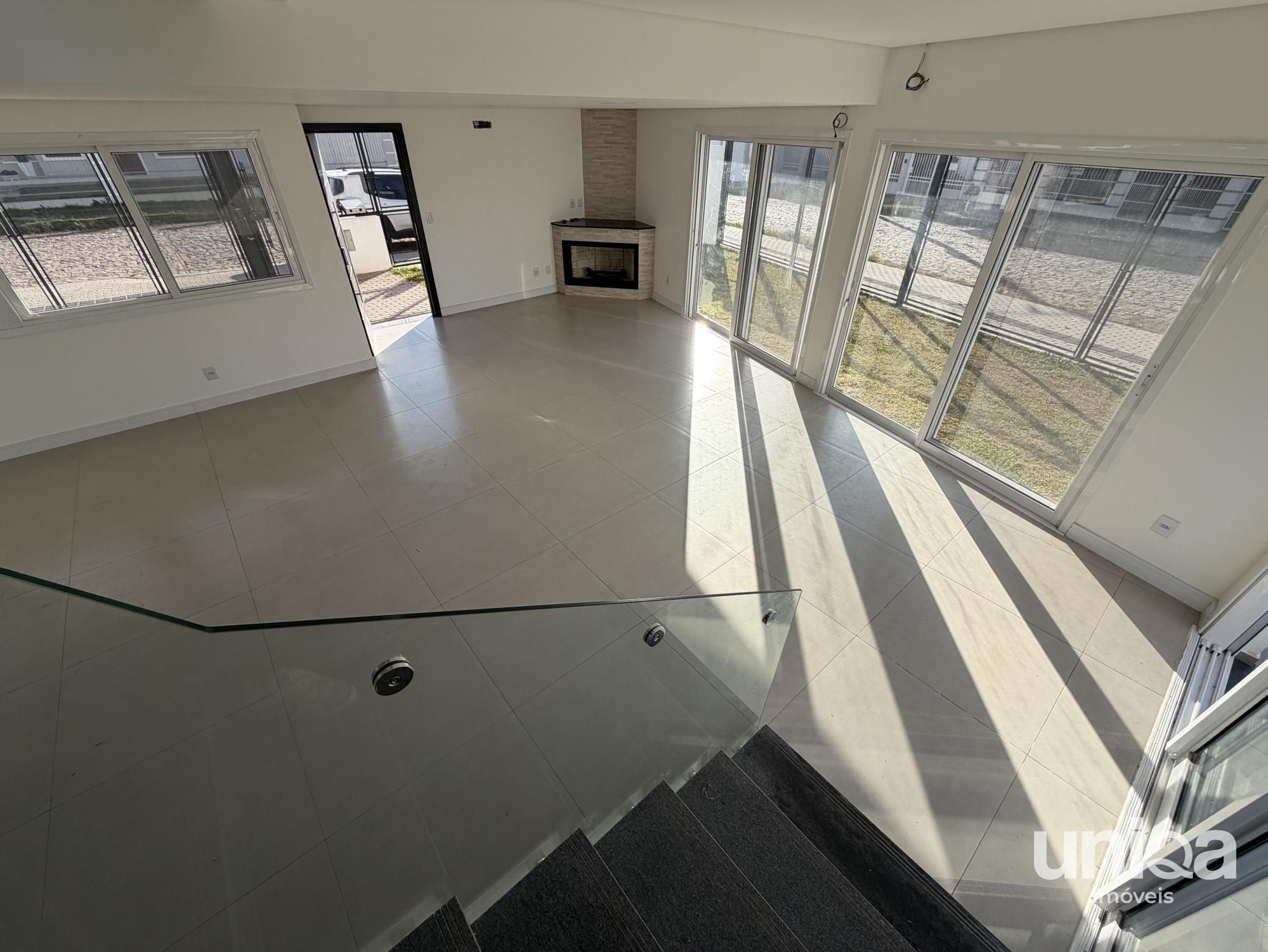 Casa nova 03 dorm com lareira para venda no Parque Santa Lúcia em Camobi