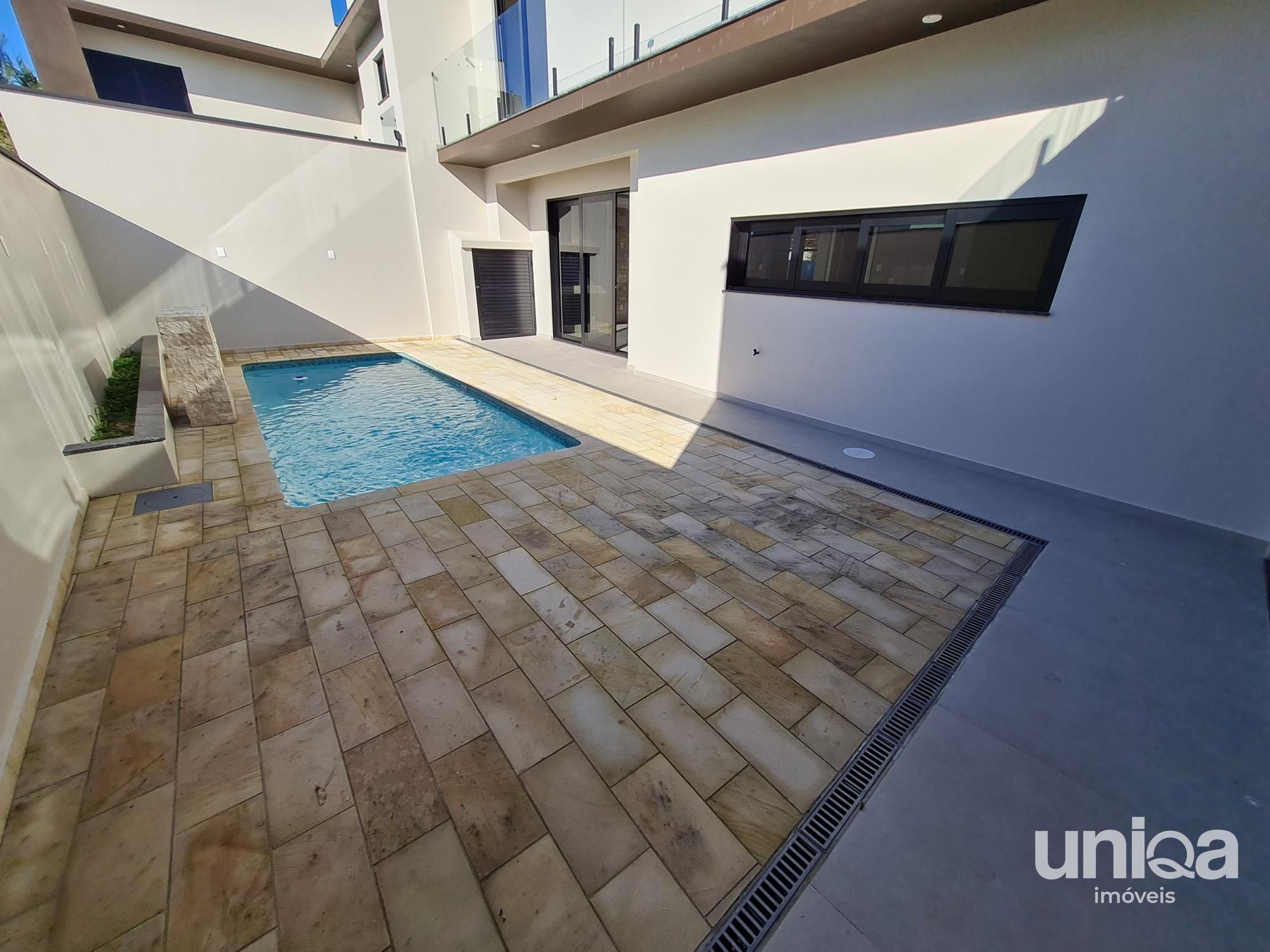Casa nova para venda em camobi tipo sobrado alto padrão com 03 suítes + escritór