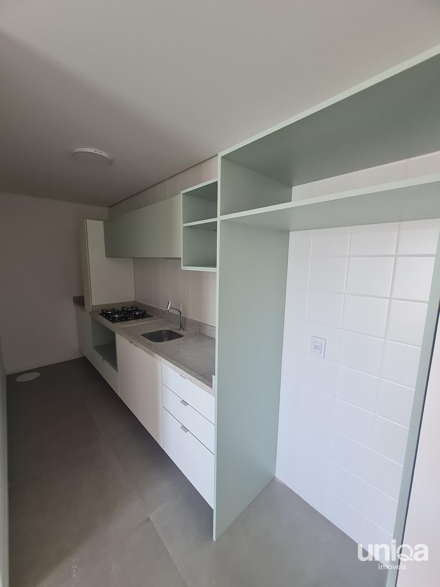 Alugo Semi-mobiliado em camobi Apto 01 dormitório com garagem ed Uniqo
