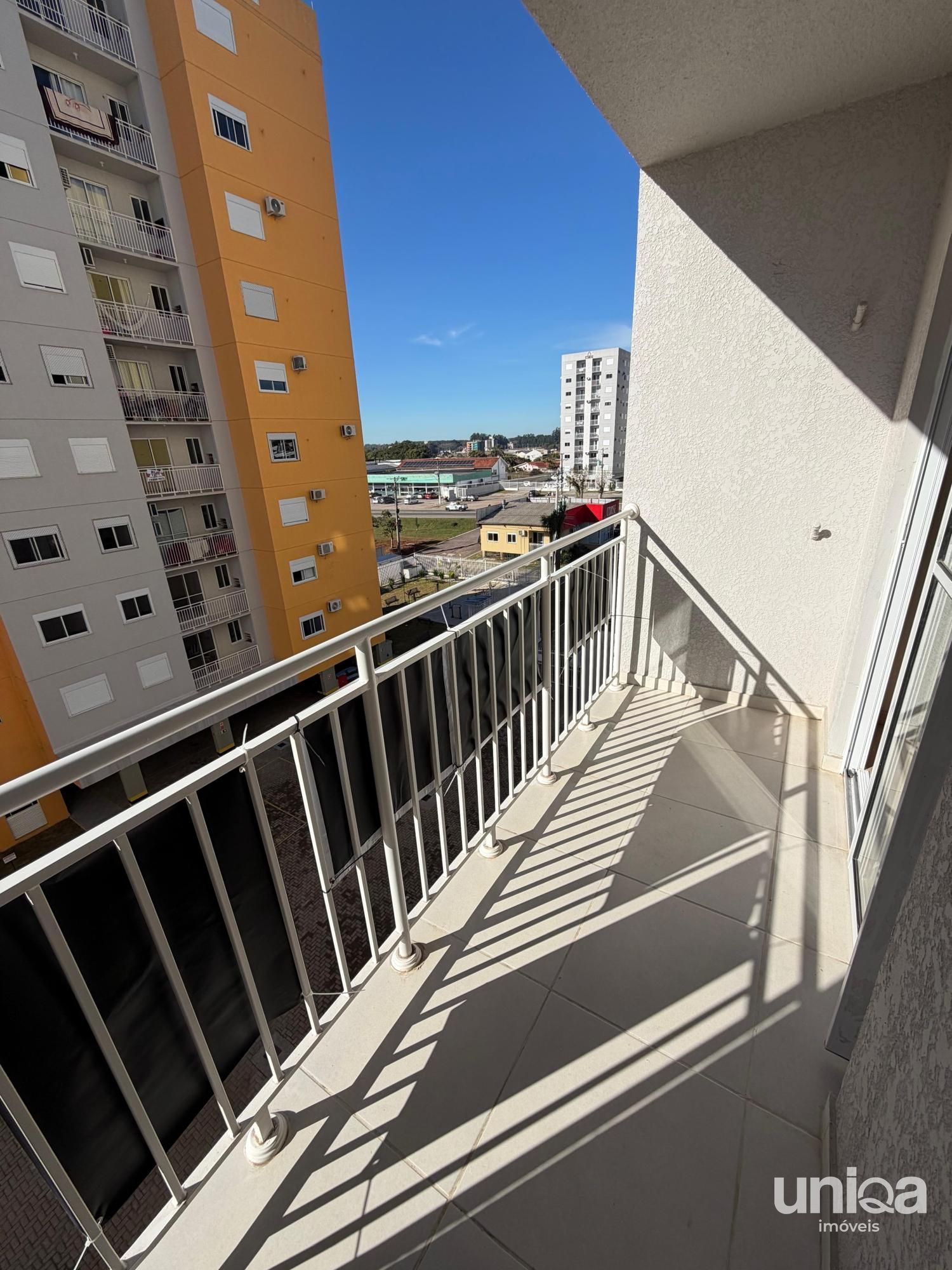 Apto para locação em Camobi de 02 dormitórios Garagem no ed Vila di Siena!