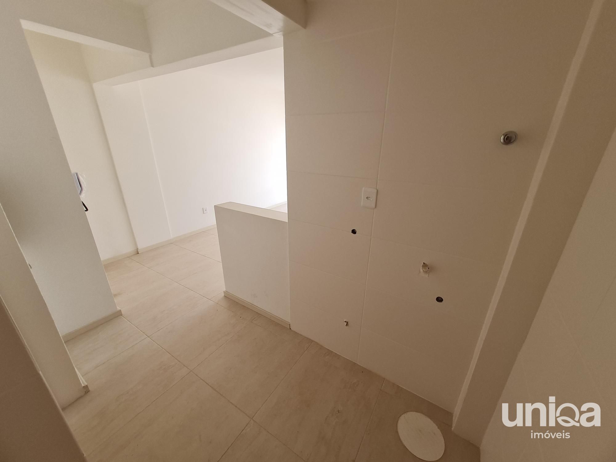 Apartamento novo de 01 dormitório com vaga de garagem para comprar no bairro Cam