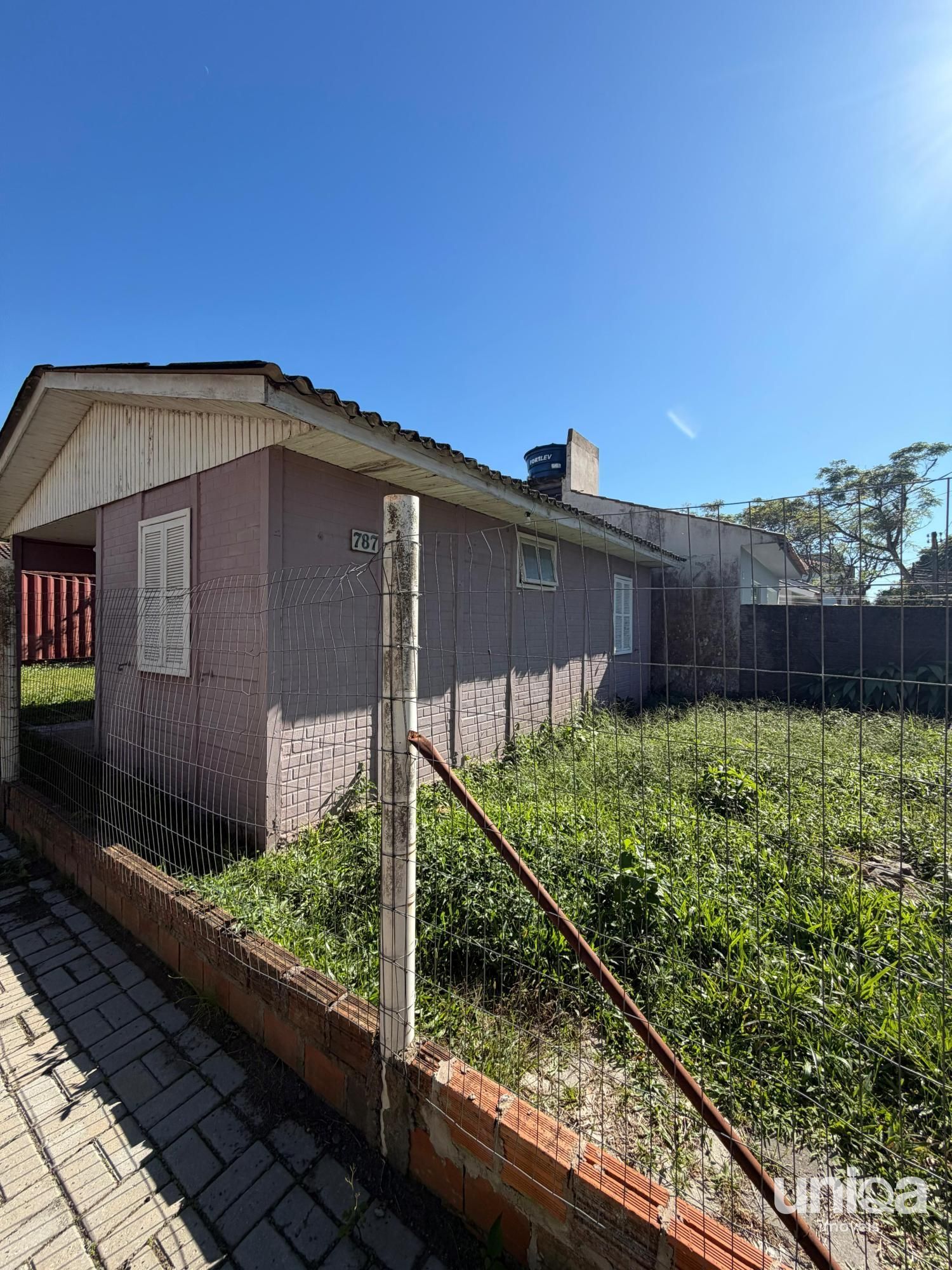 Casa para alugar com 2 dormitórios próximo a ufsm