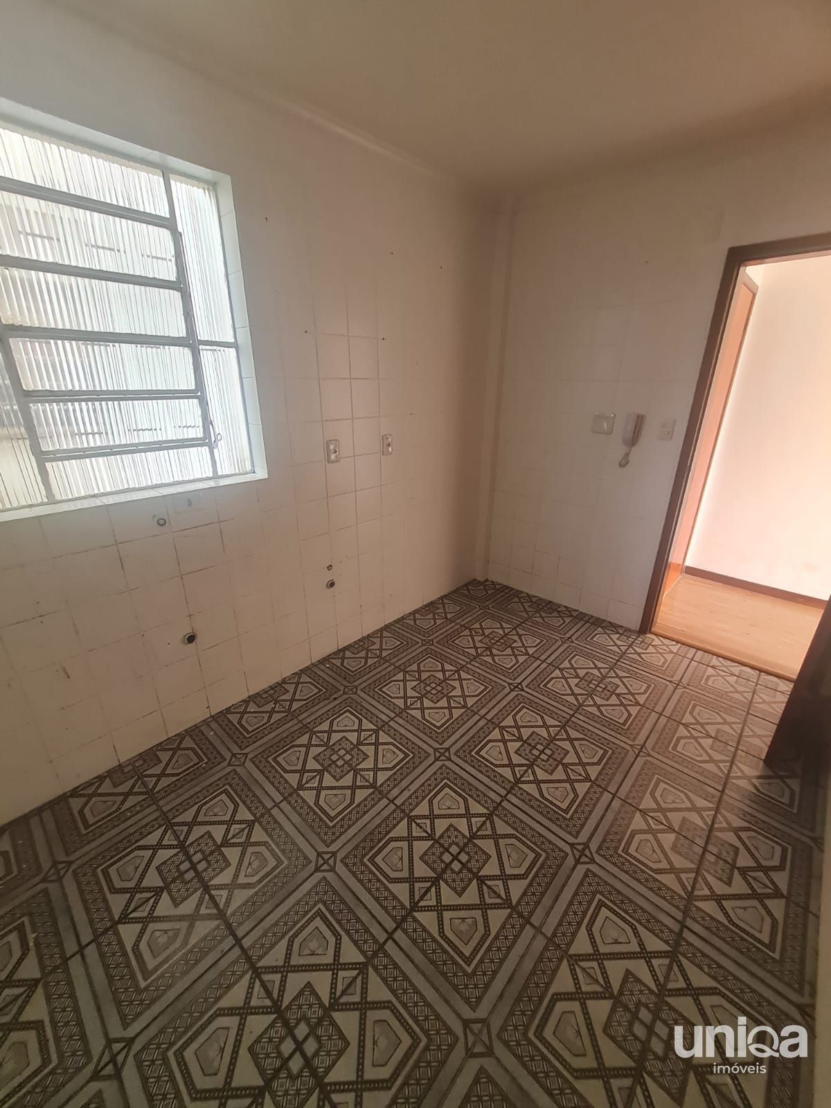 Apto para venda de 02 dormitórios sacada no Res. Morada do Sol em Santa Maria