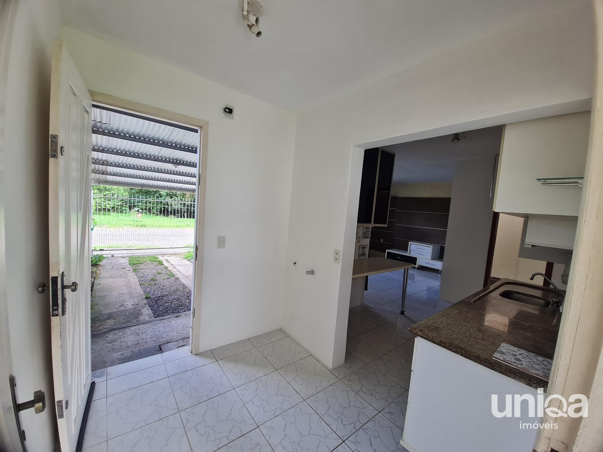 Casa 02 dormitórios para venda no Residencial Madre Paulina em Santa Maria