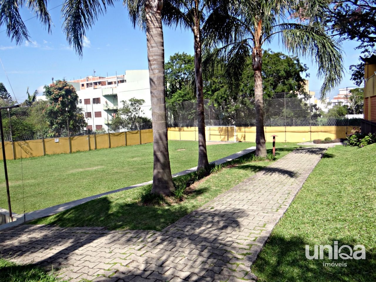 Cobertura 05 dormitorios para venda em Santa Maria com 02 suítes Terraço com pis