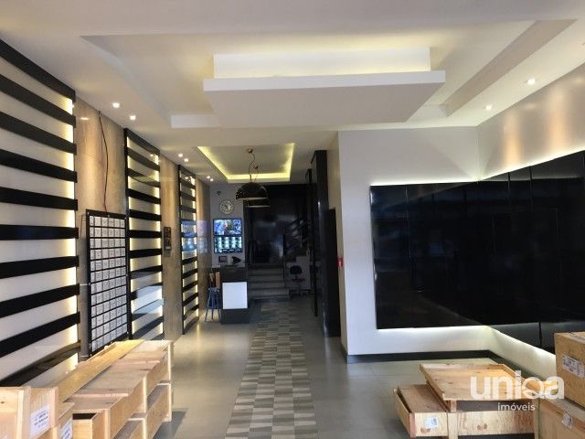 Sala comercial ao lado do calçadão - edifício rio da prata