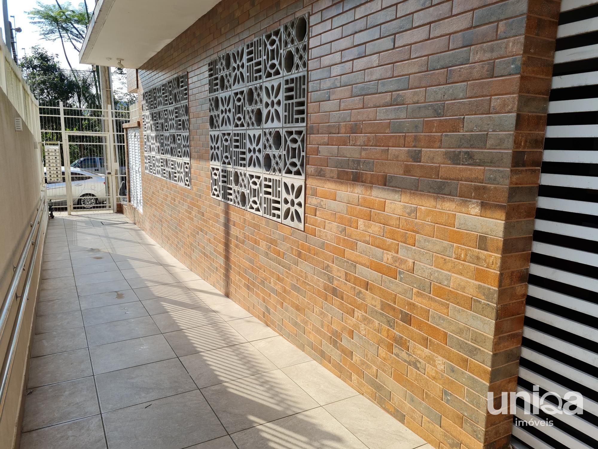 Apartamento 03 dormitórios Suíte Lareira Churrasqueira Garagem próximo ao Riachu