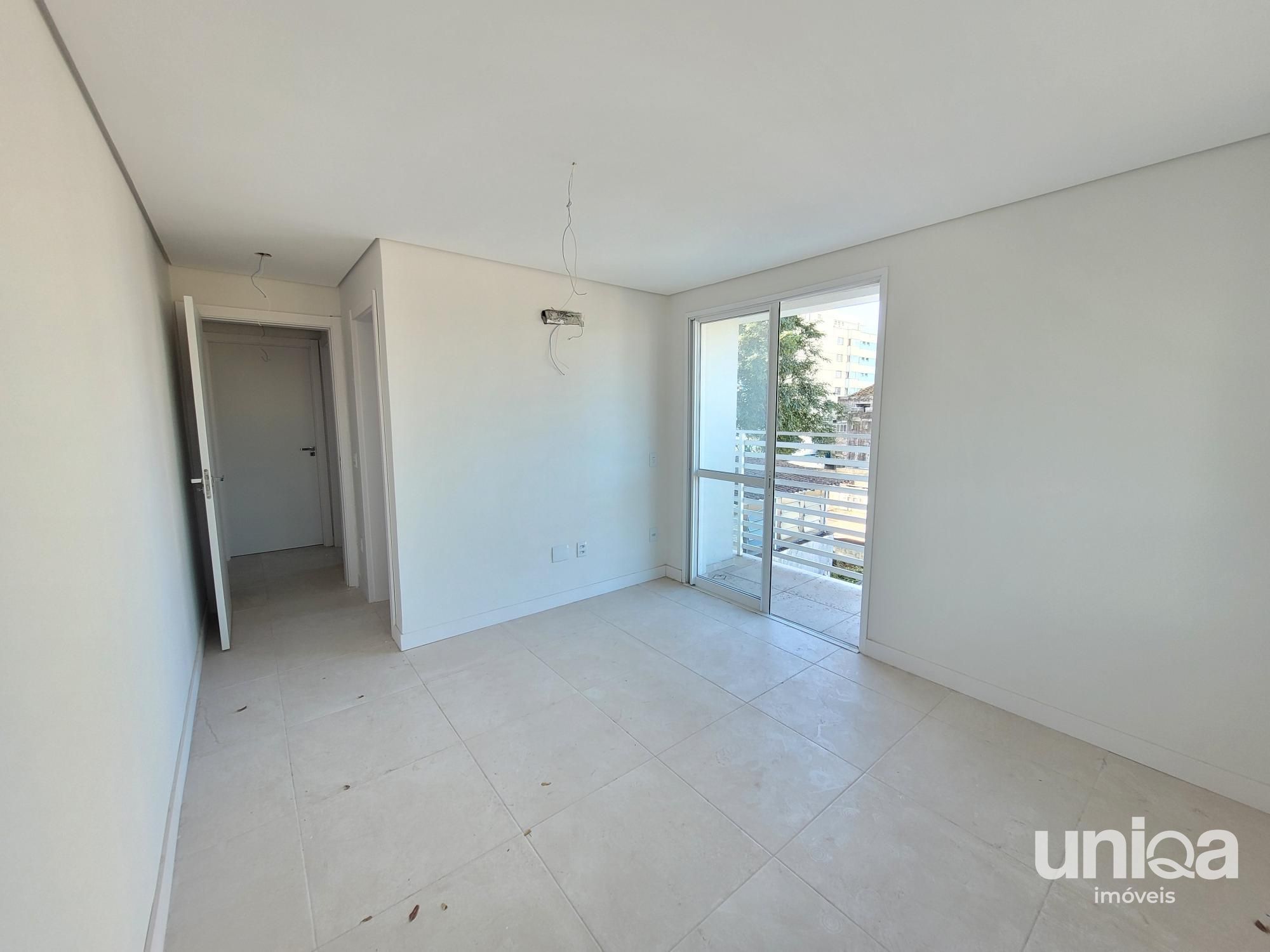 Apartamento 02 dormitórios para venda em Santa Maria com Suíte Sacada e Garagem