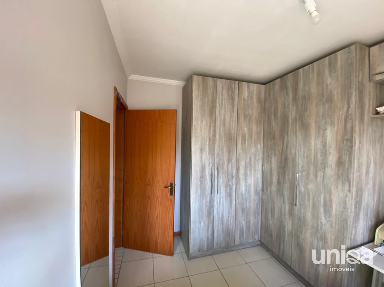 Cobertura 02 dorm para venda em Santa Maria Terraço com Jacuzzi no ed Vó Esther