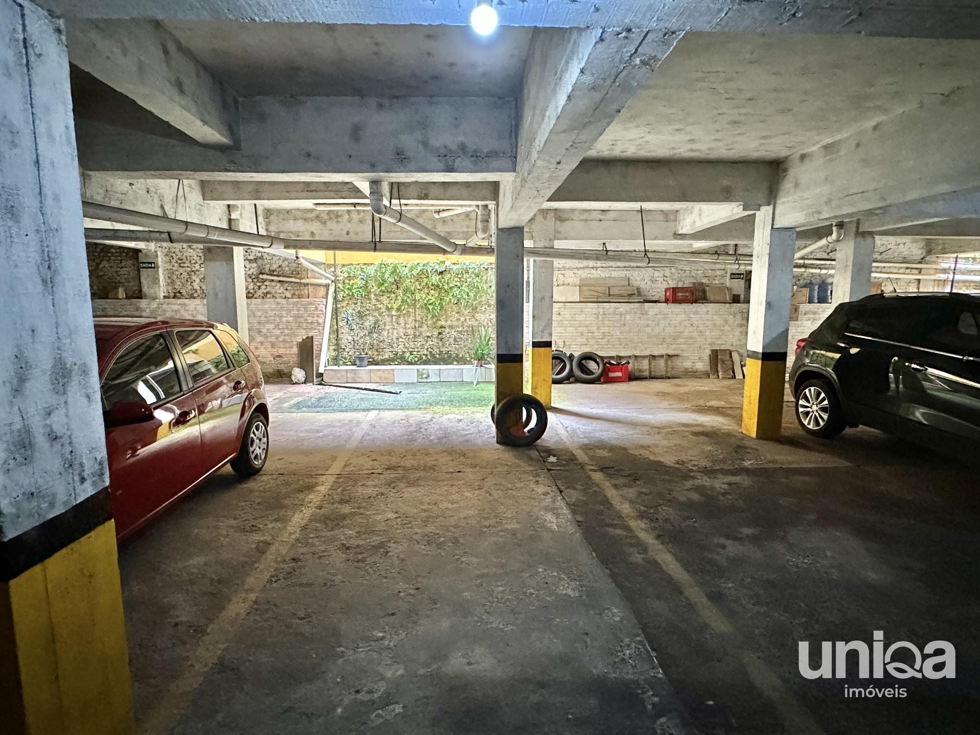 Apto para venda no ed Jequetibá térreo com terraço 03 quartos garagem 03 carros