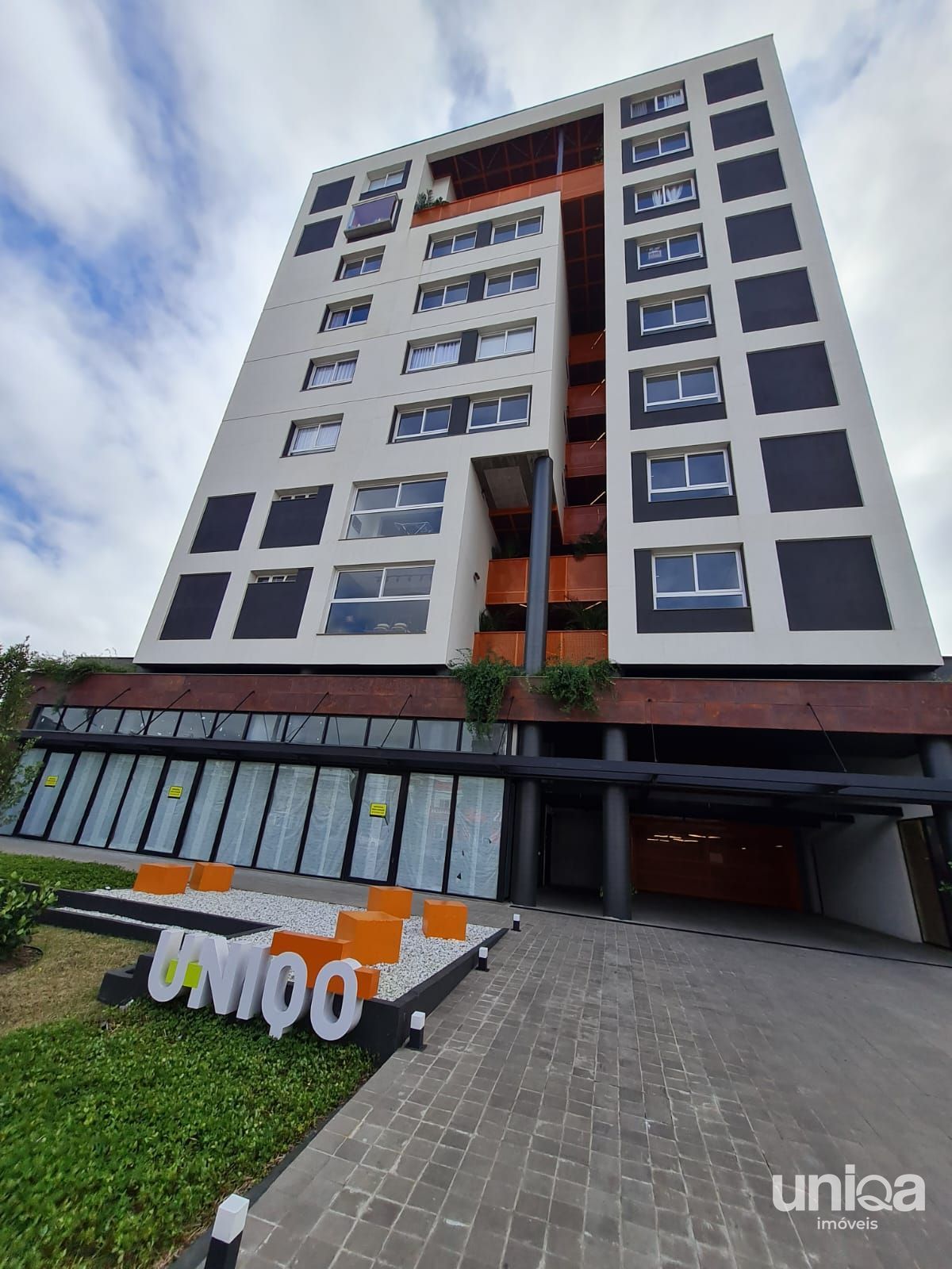Apartamento tipo studio semi-mobiado no edifício uniqo - bai