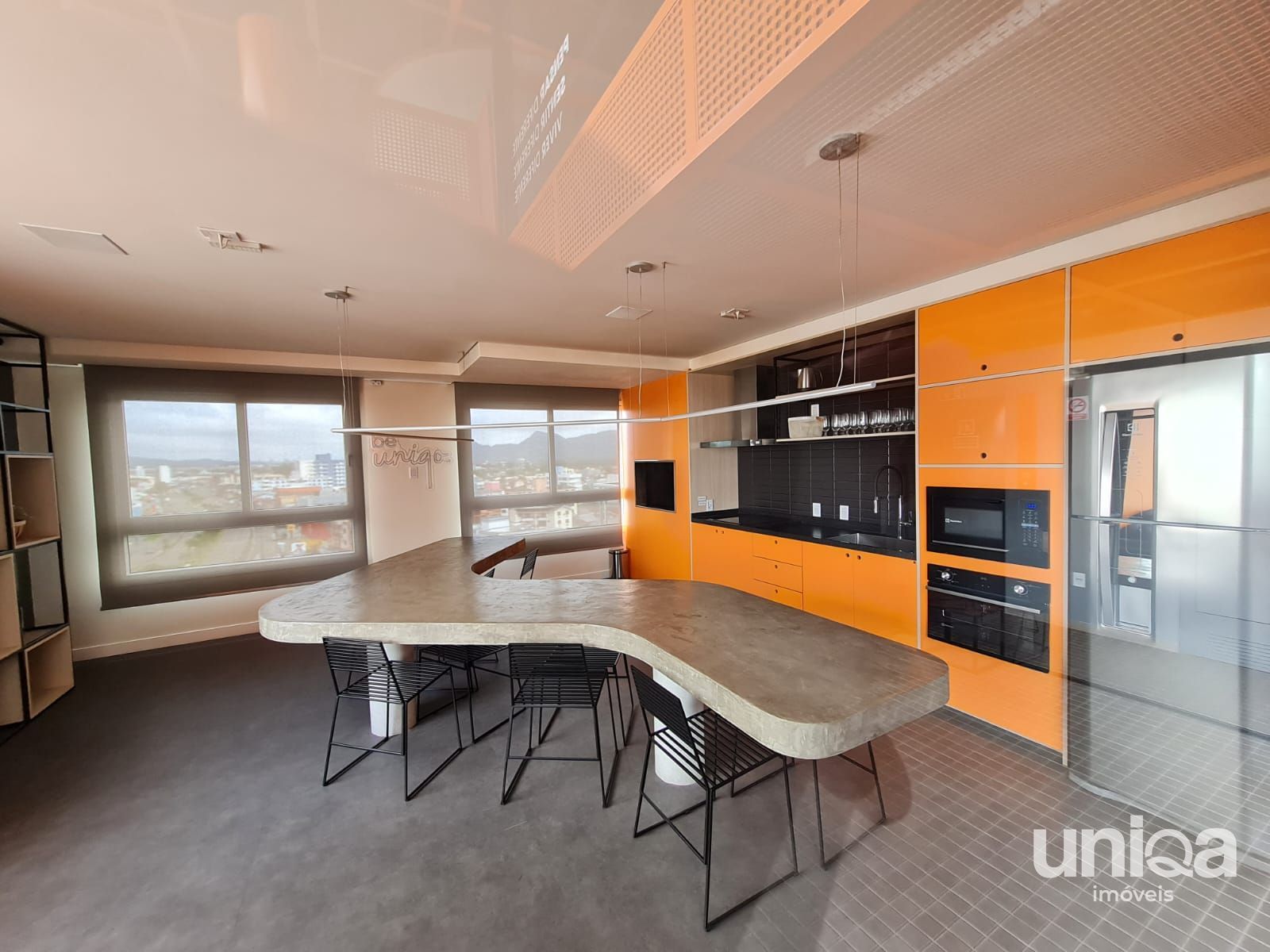 Apartamento tipo studio semi-mobiado no edifício uniqo - bai
