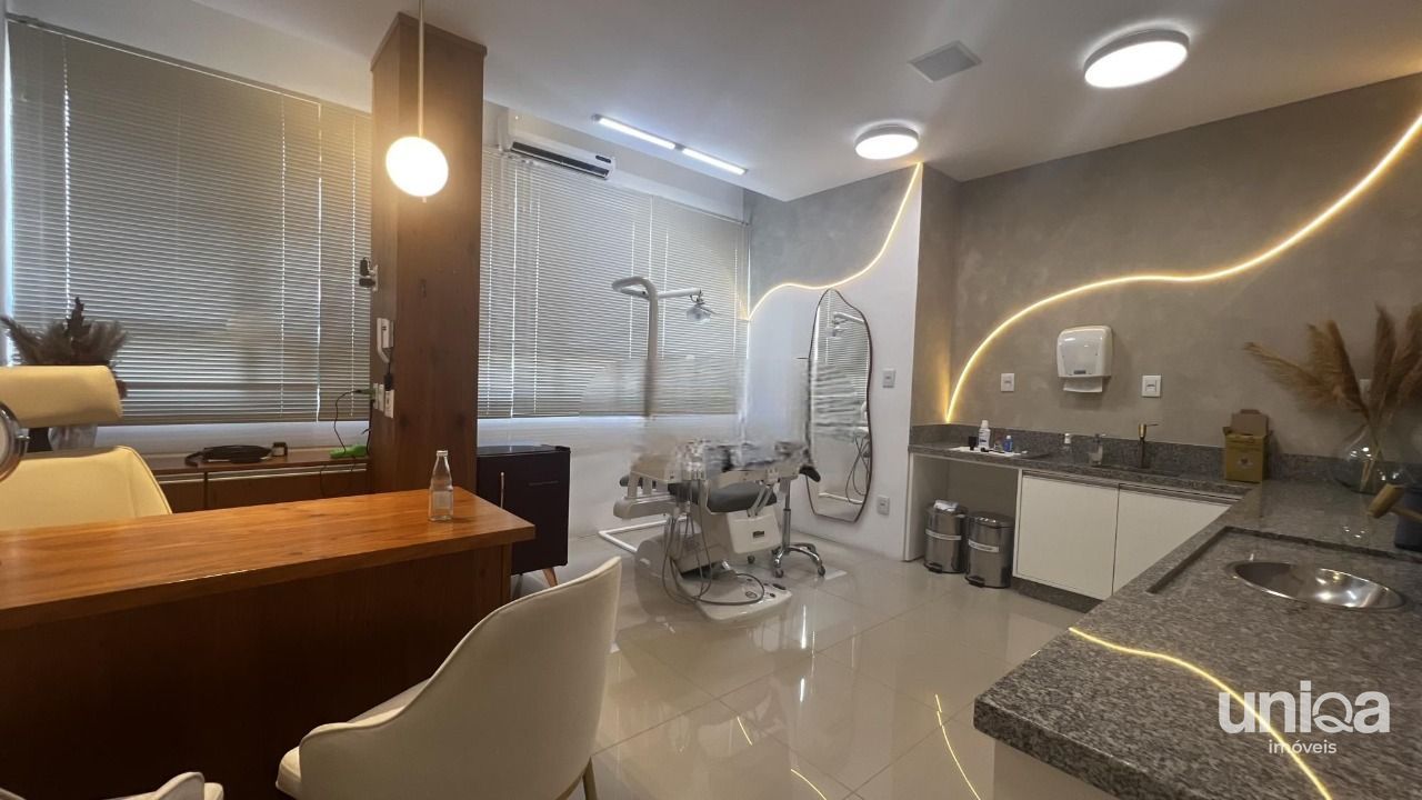 Sala comercial ao lado do calçadão - edifício rio da prata