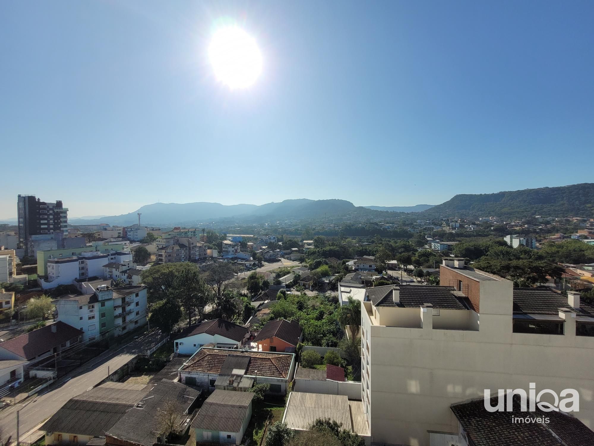 Apartamento 2 dormitórios, com churrasqueira , sacada e garagem