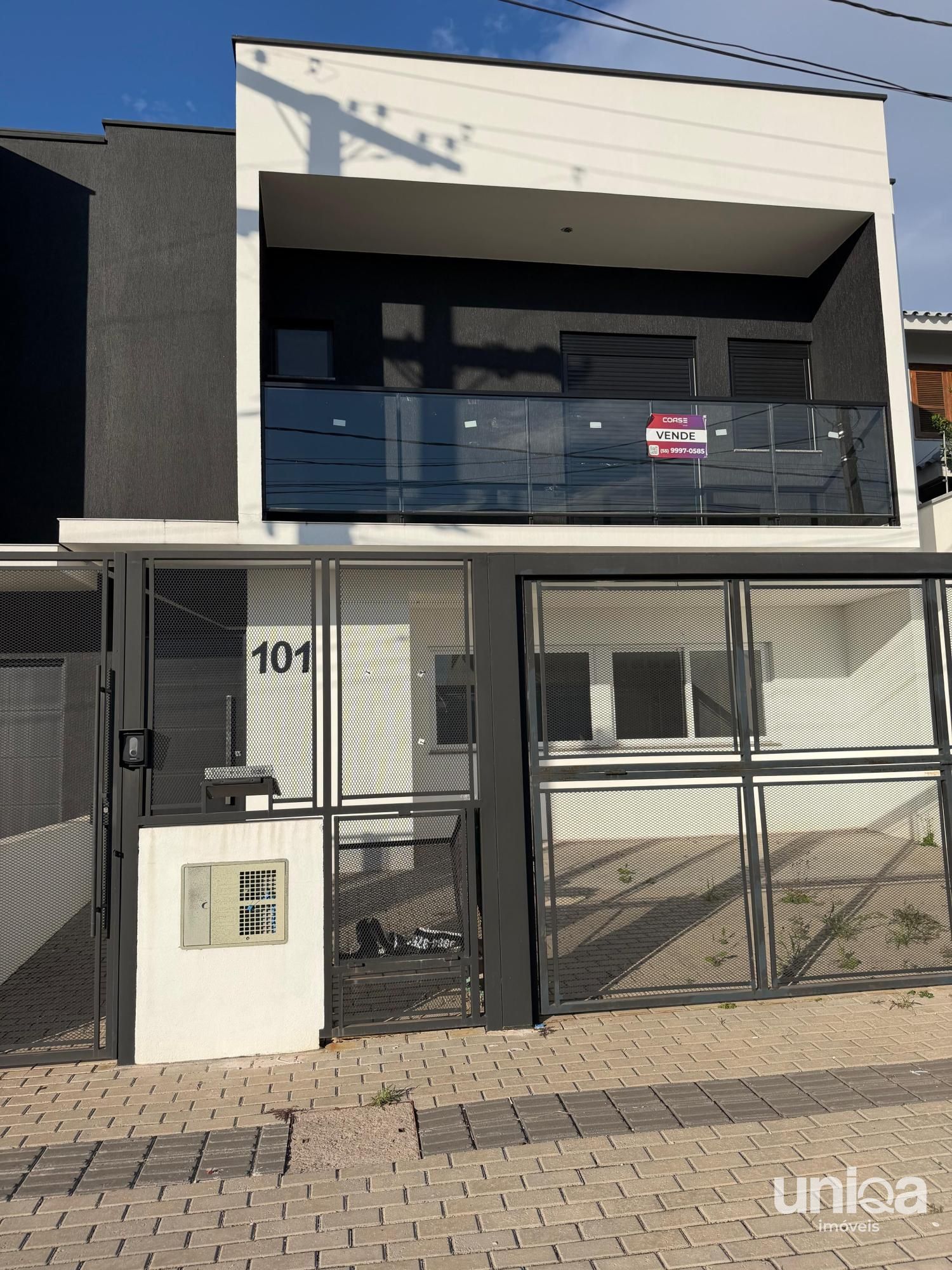 Casa nova 03 dorm piscina lareira para venda no Parque Santa Lúcia em Camobi