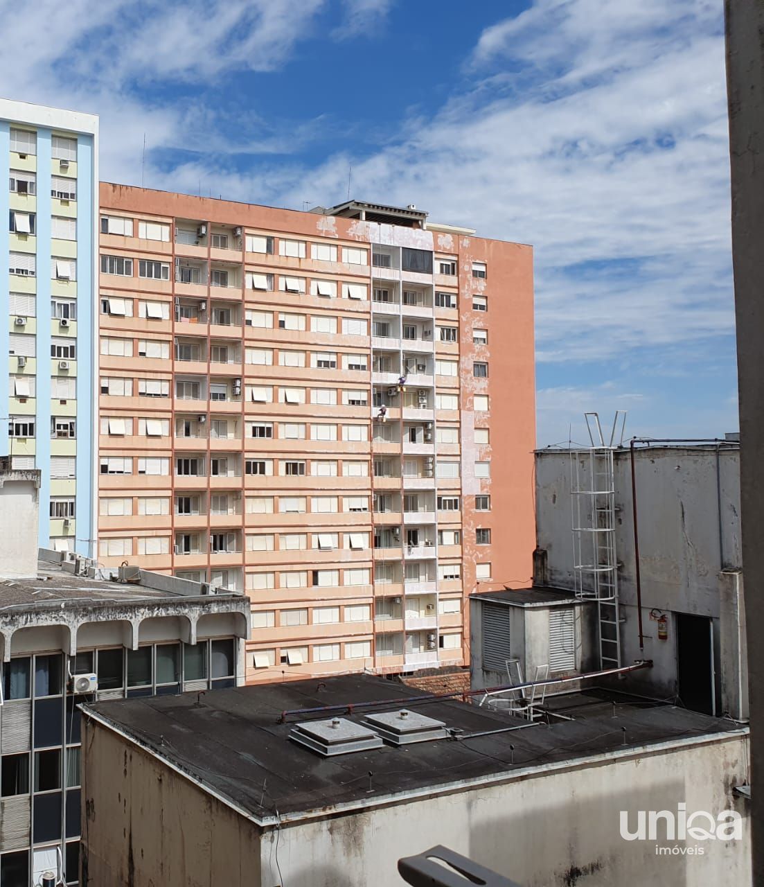Sala Comercial para consultórios no centro de Santa Maria-RS