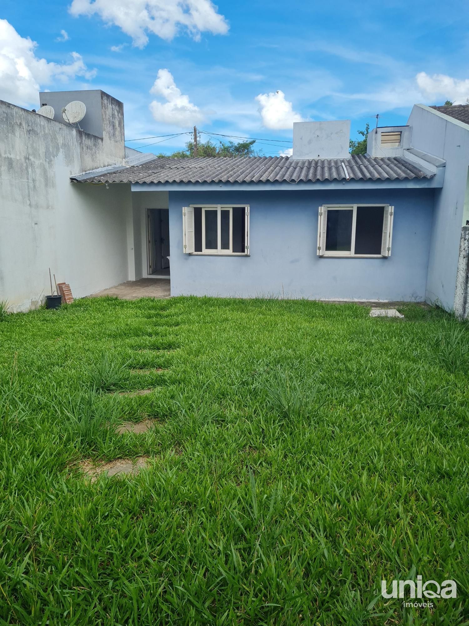 Casa 02 dormitórios para venda no Residencial Madre Paulina em Santa Maria