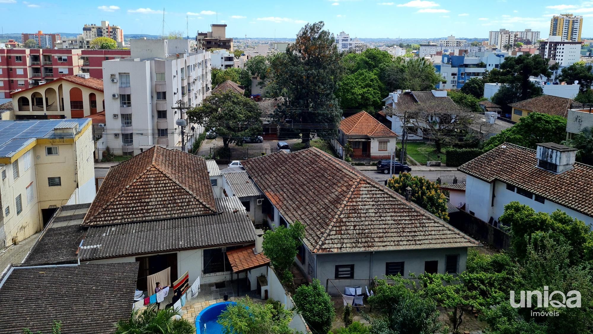 Apartamento de 02 dormitório Mobiliado no ed Torre de Vicenza em Santa Maria