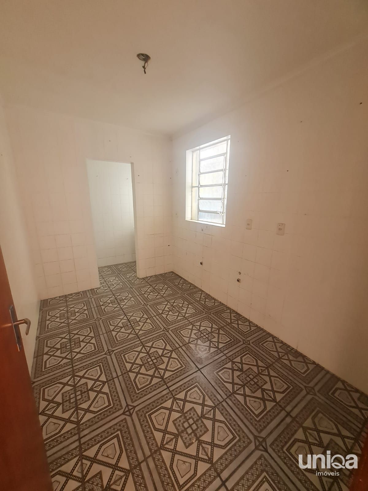 Apto para venda de 02 dormitórios sacada no Res. Morada do Sol em Santa Maria