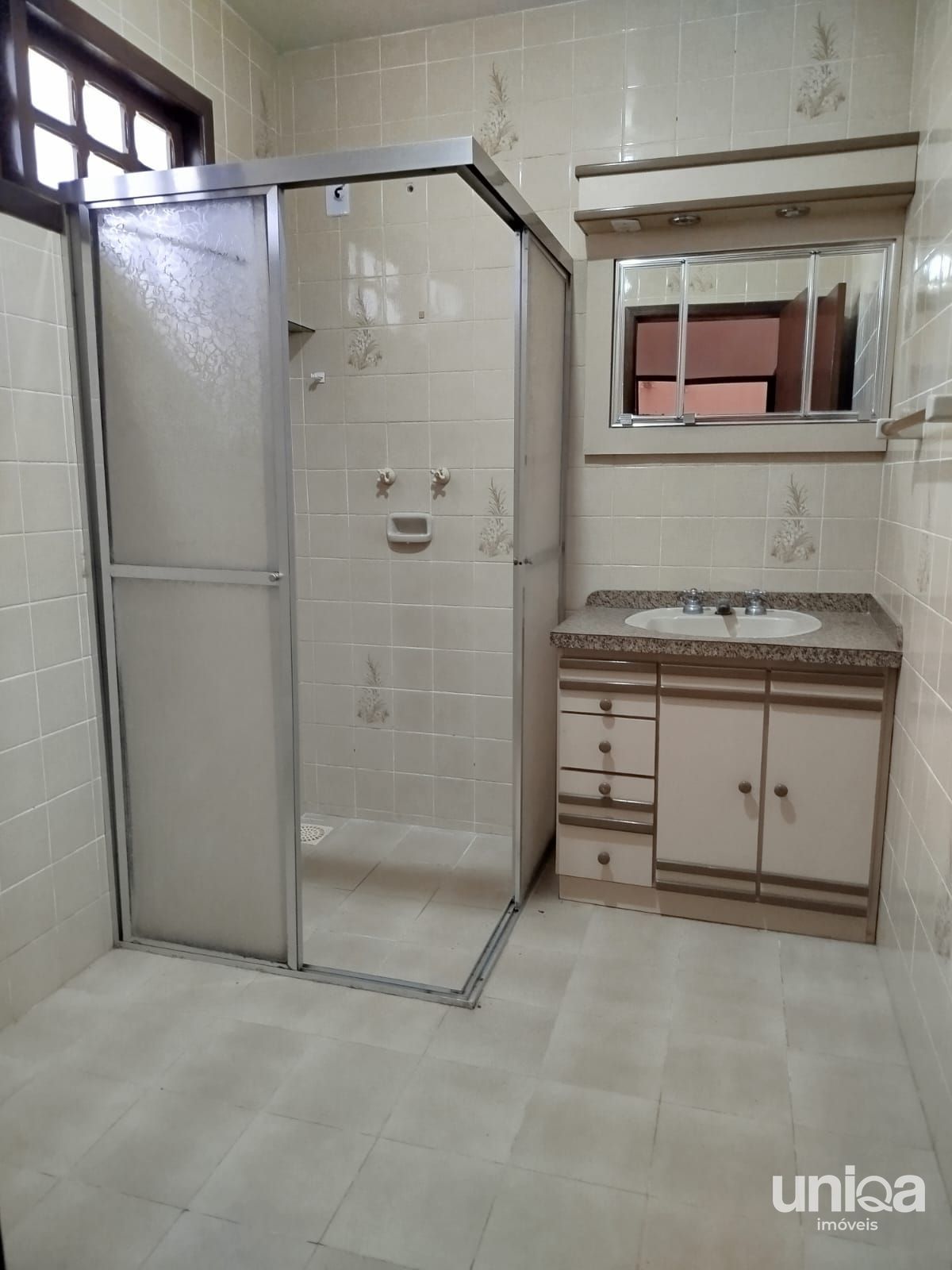 Casa para venda e locação no São José com 03 dormitórios