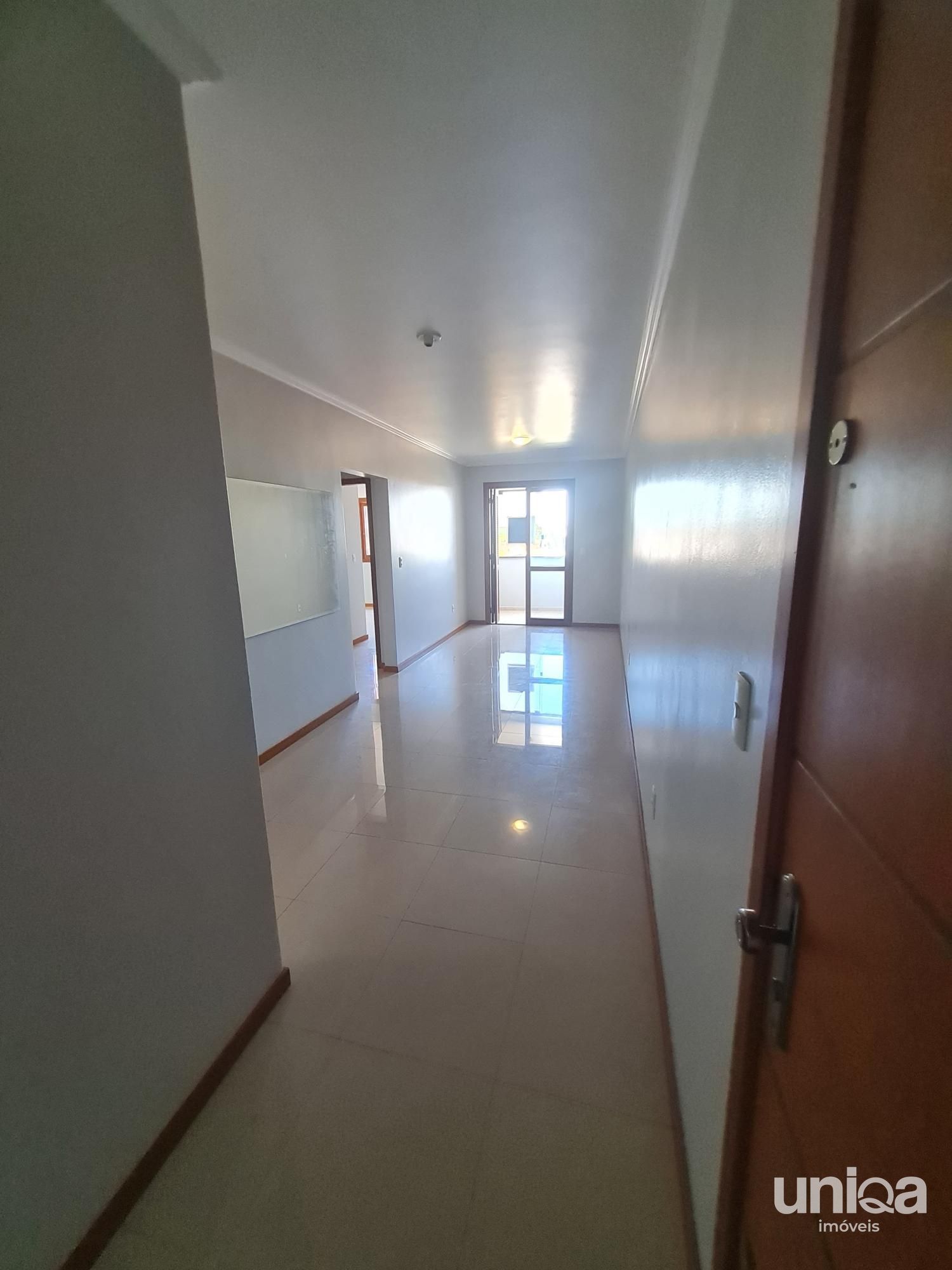 Apartamento 02 dormitórios Suíte Sacada e Churrasqueira no ed Monte Castello em