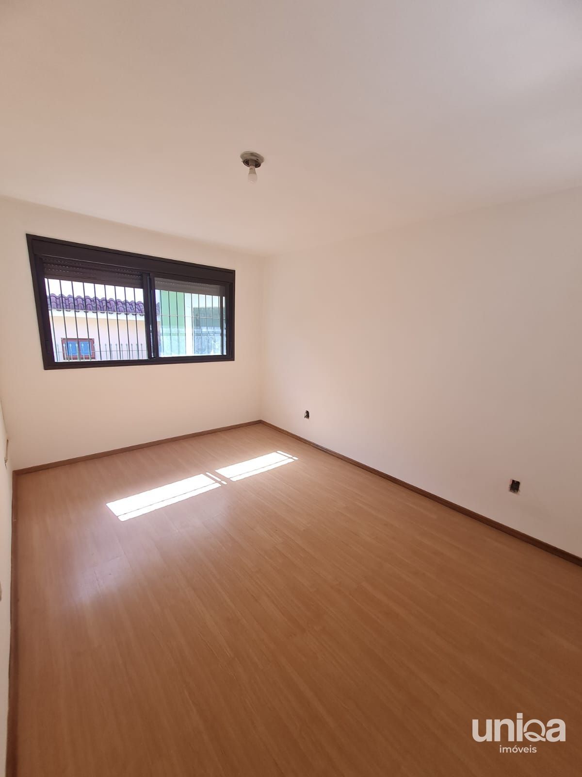 Casa de 197m2 com terreno de 15x35 para venda no perpetuo so