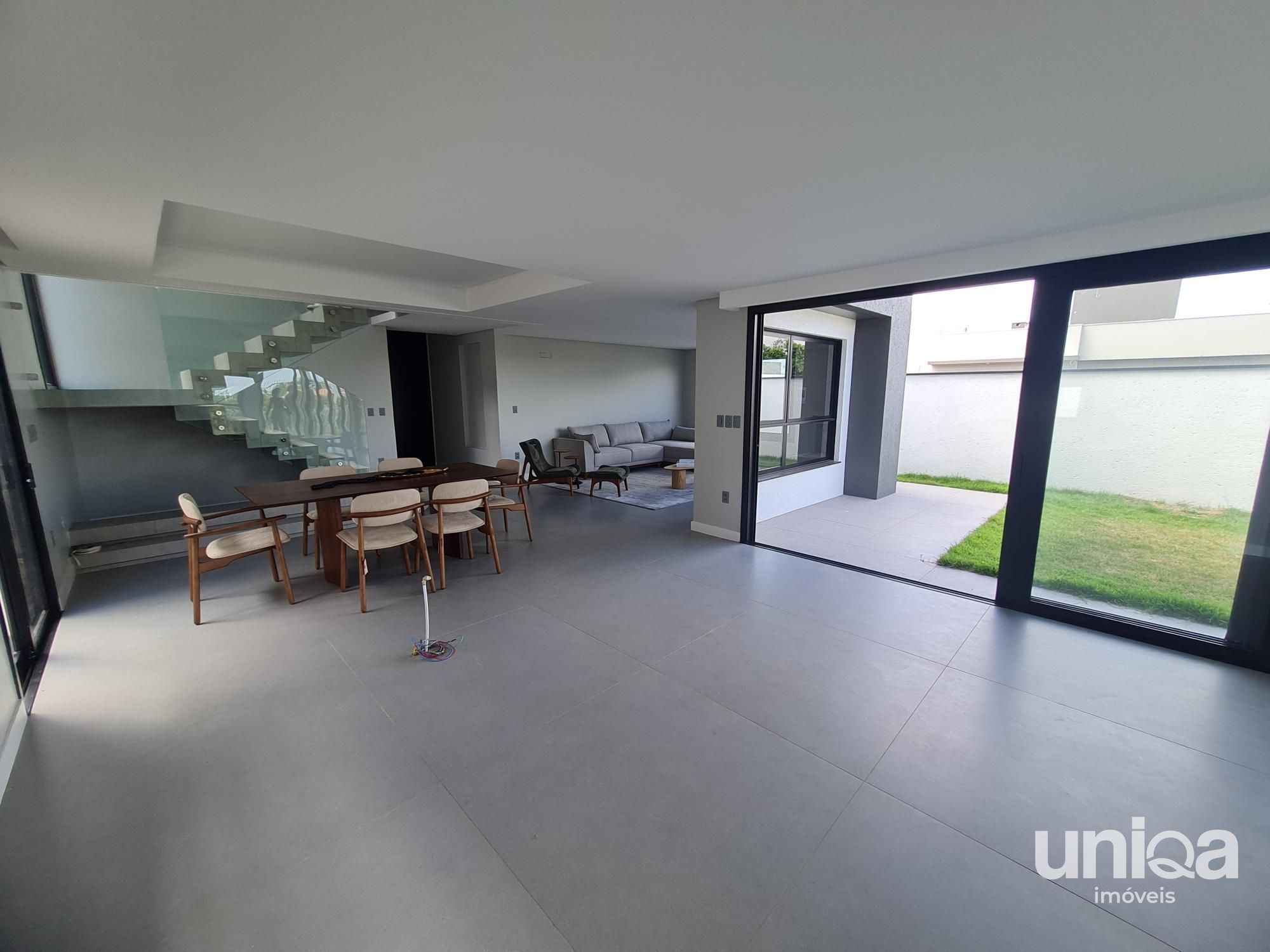 Casa nova 3 suítes + escritório térreo Cond Viareggio em Camobi Santa Maria