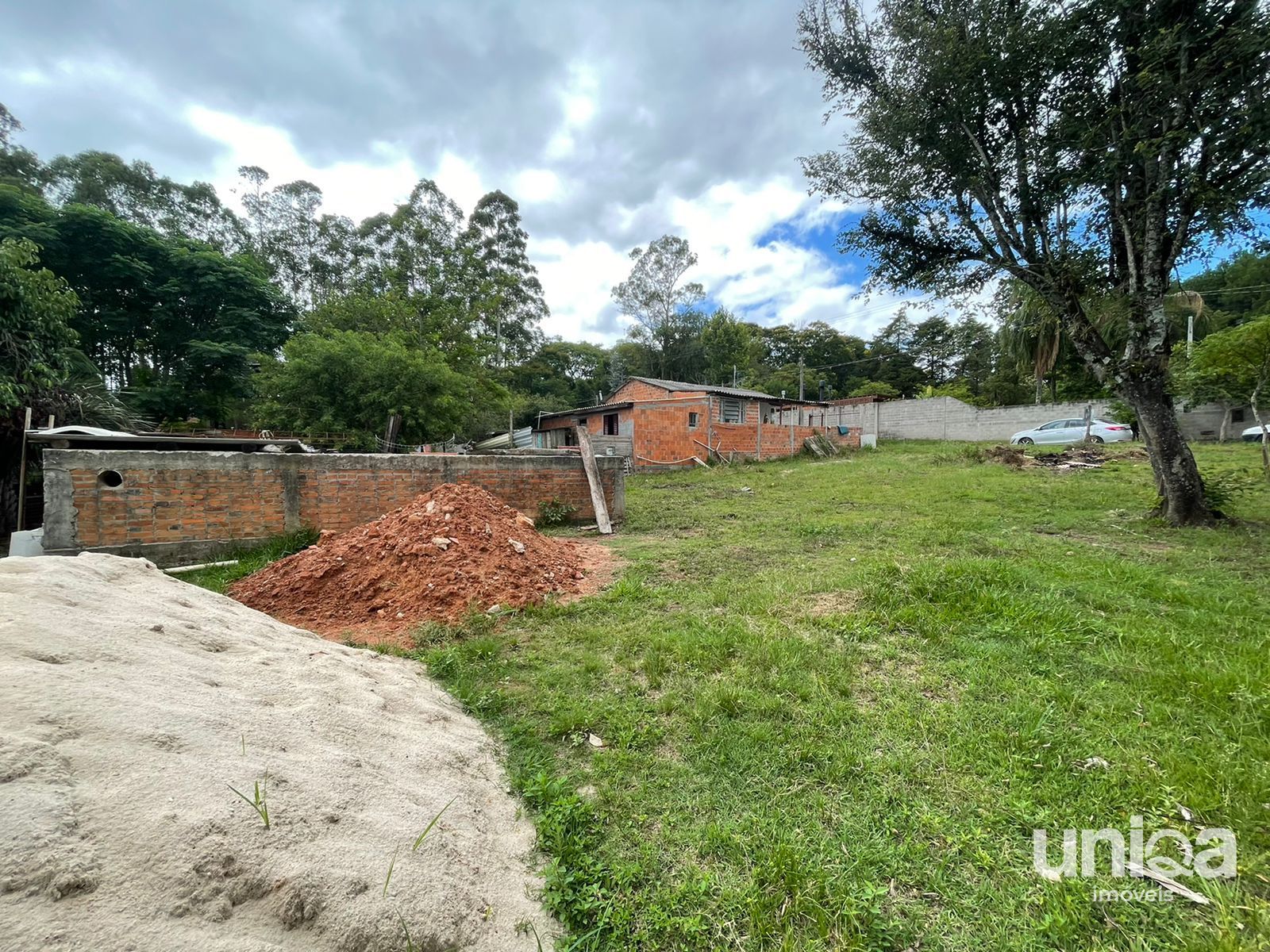 Terreno com 625m2 próximo Sede Campestre Clube Dores e Squadra Padel Club