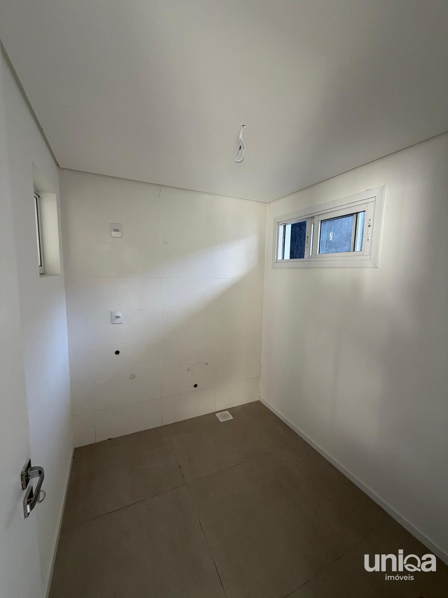 Casa nova 03 dorm piscina lareira para venda no Parque Santa Lúcia em Camobi