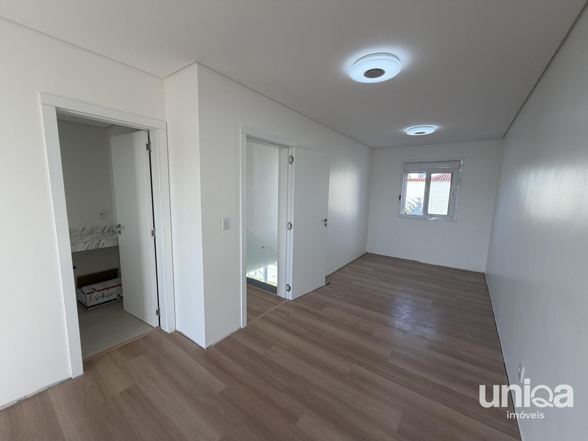 Casa nova 03 dorm com lareira para venda no Parque Santa Lúcia em Camobi