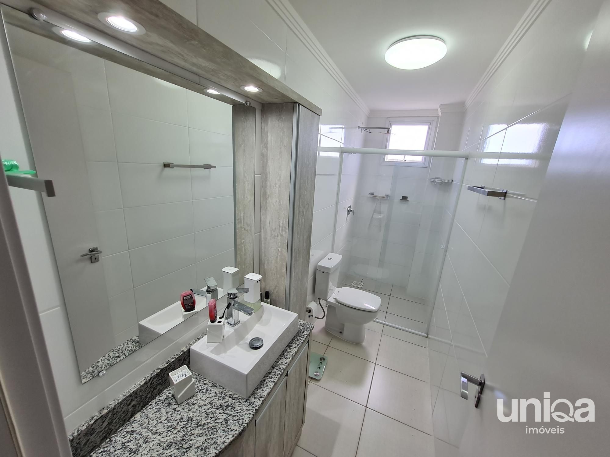 Apartamento de 02 dormitório Mobiliado no ed Torre de Vicenza em Santa Maria