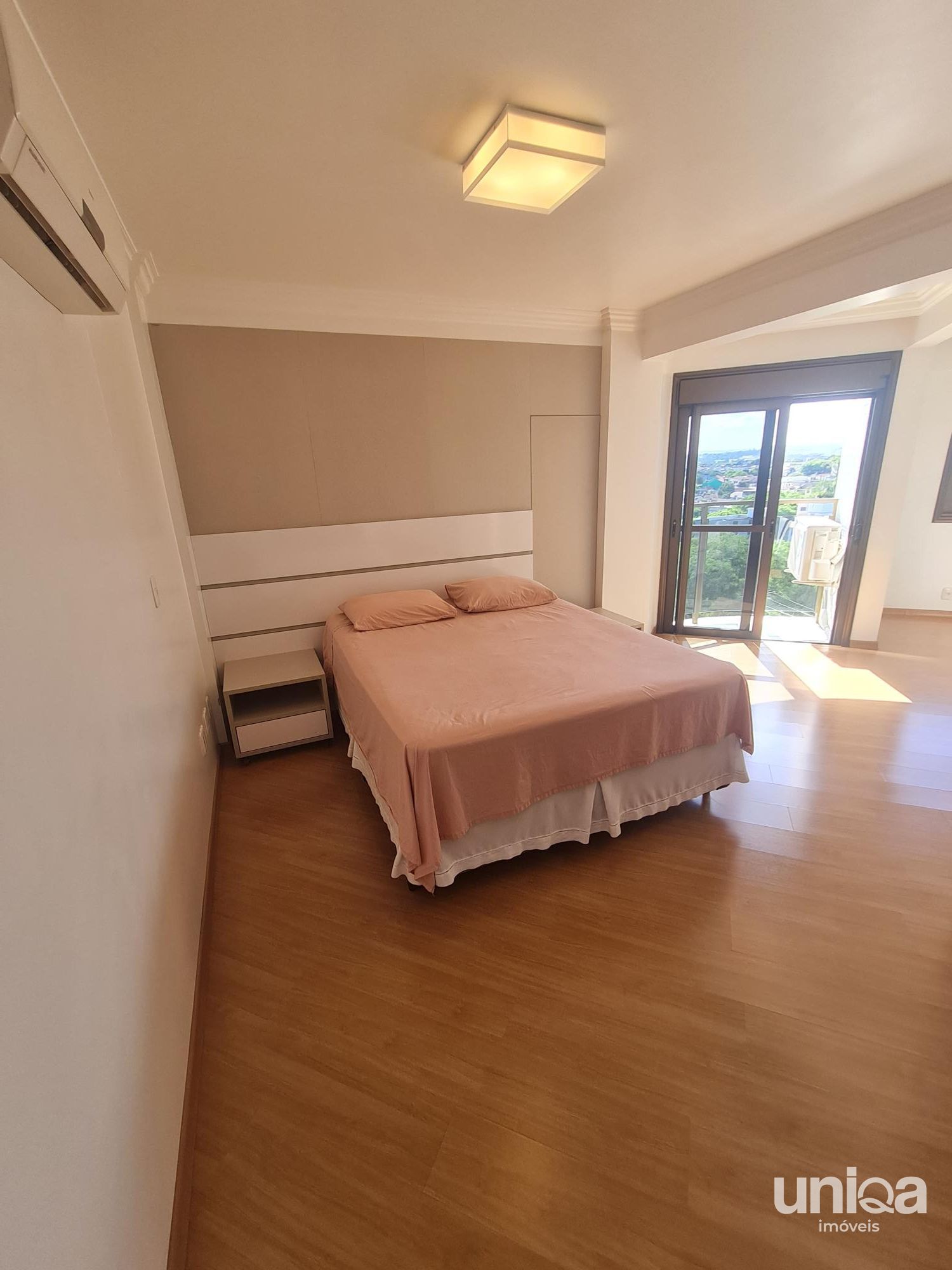 Apartamento 03 suítes alto padrão Bairro Medianeira ed Verdes Mares