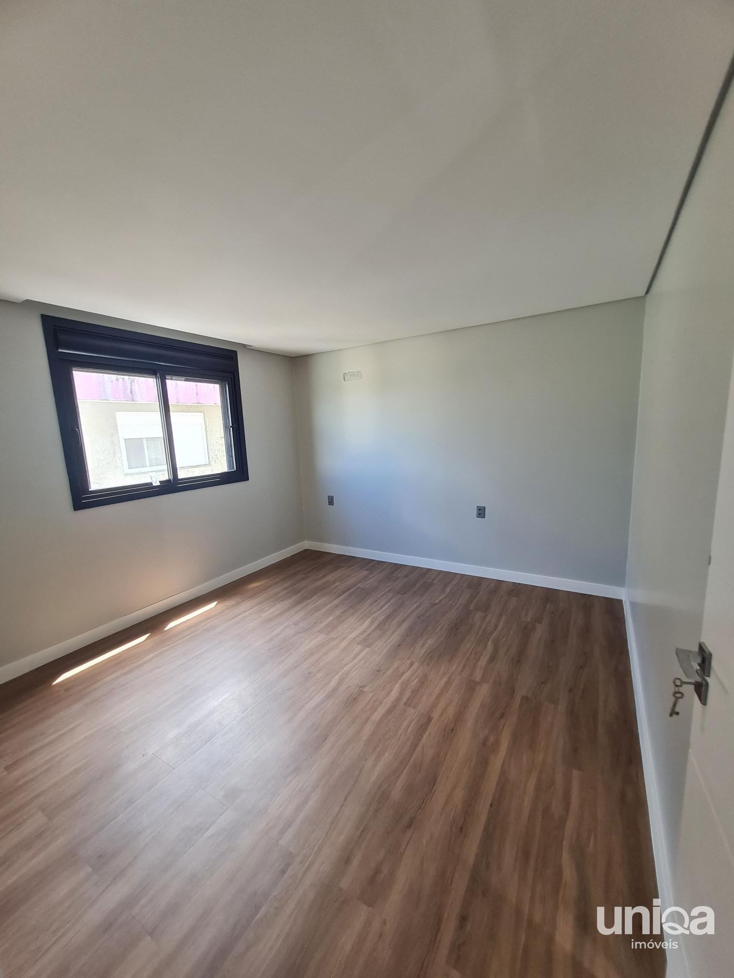 Casa nova 3 suítes + escritório térreo Cond Viareggio em Camobi Santa Maria