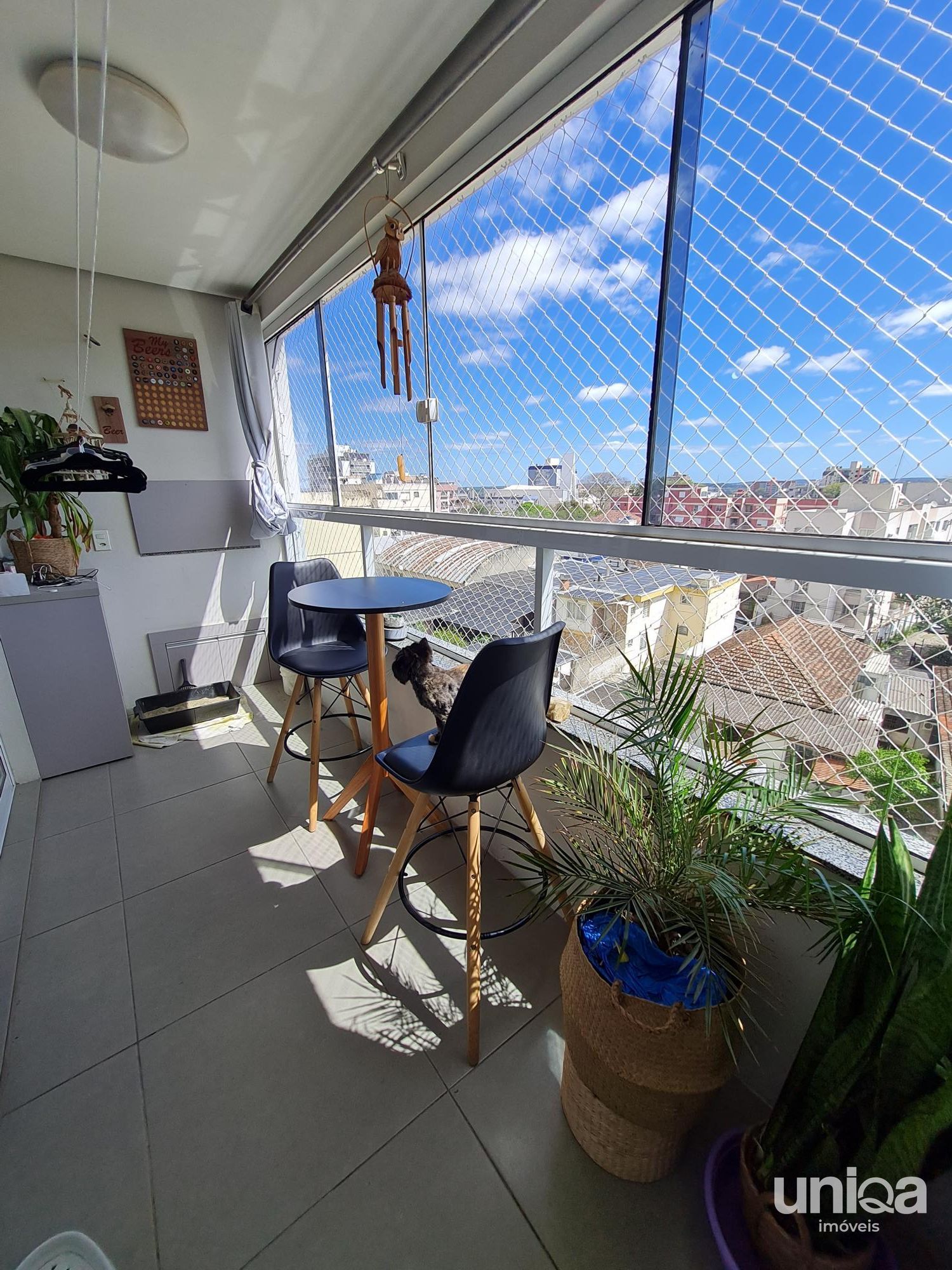 Apartamento de 02 dormitório Mobiliado no ed Torre de Vicenza em Santa Maria